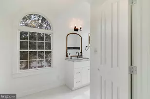 9316 Croom Rd, Upper Marlboro, MD 20772 - Photo 35