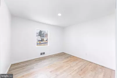 5304 Woodland Boulevard, Oxon Hill, MD 20745 - Photo 5