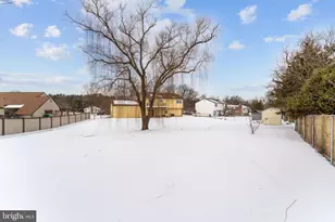 612 Pearse Ln, Upper Marlboro, MD 20774 - Photo 39