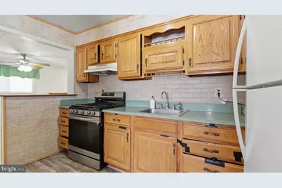 6914 Elkins Avenue, Oxon Hill, MD 20745 - Photo 23