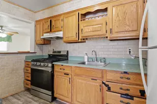 6914 Elkins Ave, Oxon Hill, MD 20745 - Photo 23