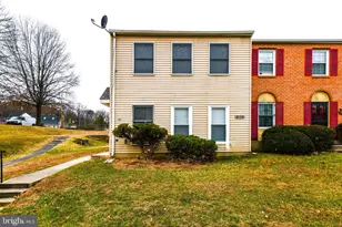 2115 N Anvil Ln, Temple Hills, MD 20748 - Photo 1