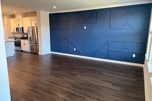 2823 Toles Park Dr, Suitland, MD 20746 - Photo 13