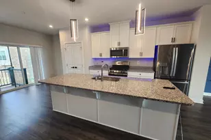 2823 Toles Park Dr, Suitland, MD 20746 - Photo 3