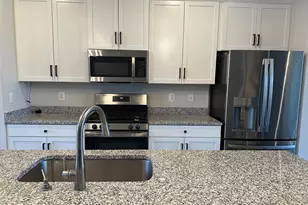 2823 Toles Park Dr, Suitland, MD 20746 - Photo 7