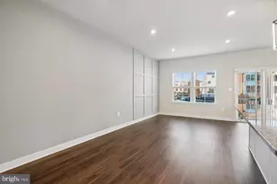 2823 Toles Park Dr, Suitland, MD 20746 - Photo 11