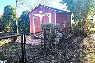 905 Lindsay Rd, Oxon Hill, MD 20745 - Photo 31