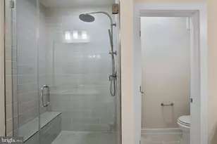 6717 Belcrest Rd, Hyattsville, MD 20782 - Photo 21