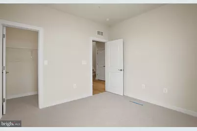 6701 Belcrest Road, Hyattsville, MD 20782 - Photo 9