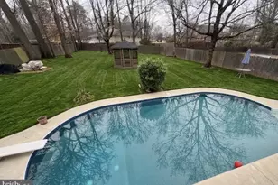 6807 Robinia Rd, Temple Hills, MD 20748 - Photo 9