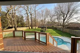 6807 Robinia Rd, Temple Hills, MD 20748 - Photo 7