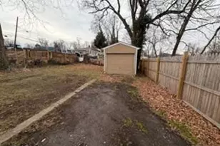 5945 Addison Rd, Capitol Heights, MD 20743 - Photo 9