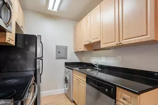 5601 Parker House Terrace, Hyattsville, MD 20782 - Photo 13