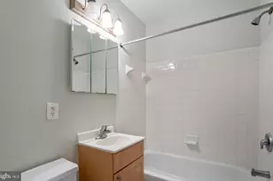 5601 Parker House Terrace, Hyattsville, MD 20782 - Photo 21