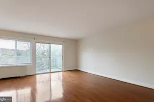 5601 Parker House Terrace, Hyattsville, MD 20782 - Photo 9