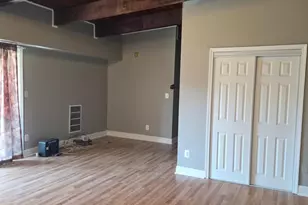 7525 Riverdale, New Carrollton, MD 20784 - Photo 5