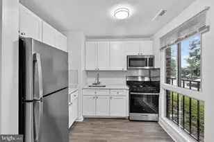 7975 Riggs Rd, Hyattsville, MD 20783 - Photo 3