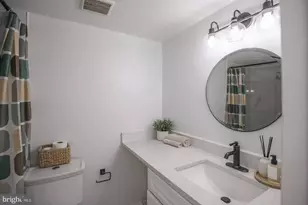 7975 Riggs Rd, Hyattsville, MD 20783 - Photo 23
