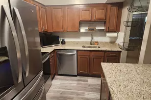 10103 Prince Pl, Upper Marlboro, MD 20774 - Photo 11