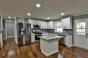 6918 Pine Valley Dr, Glenn Dale, MD 20769 - Photo 9