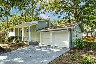 6918 Pine Valley Dr, Glenn Dale, MD 20769 - Photo 3