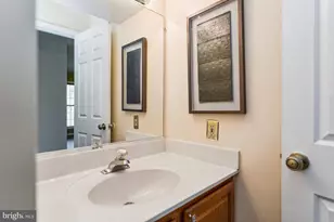 9102 Erfurt Ct, Laurel, MD 20708 - Photo 19