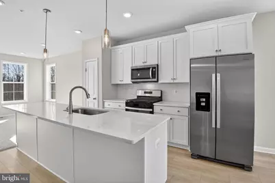 7855 Presidential Parkway, Upper Marlboro, MD 20774 - Photo 1