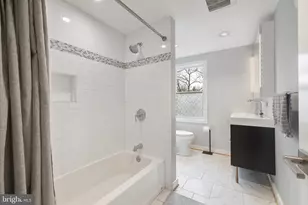 9226 Fowler Ln, Lanham, MD 20706 - Photo 17