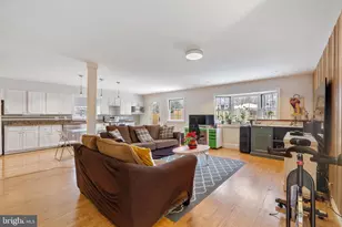 9226 Fowler Ln, Lanham, MD 20706 - Photo 11