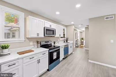 2005 Roanoke Street, Hyattsville, MD 20782 - Photo 11