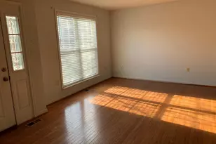 1033 Higgins Way, Hyattsville, MD 20782 - Photo 5