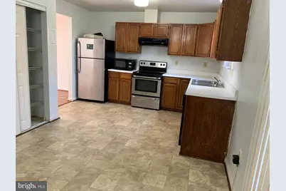 1033 Higgins Way, Hyattsville, MD 20782 - Photo 9