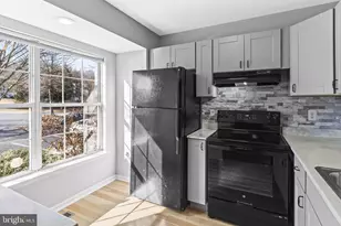 4655 Penzance Pl, Upper Marlboro, MD 20772 - Photo 3