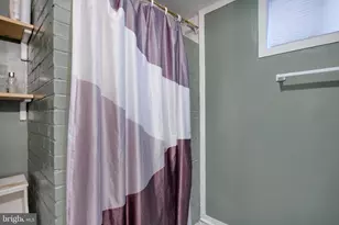 5401 Kenmont Rd, Oxon Hill, MD 20745 - Photo 33