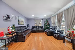 5401 Kenmont Rd, Oxon Hill, MD 20745 - Photo 11