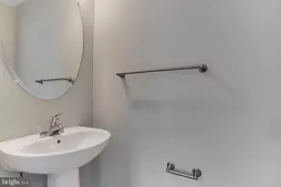 7510 Ingraham St, Hyattsville, MD 20784 - Photo 9