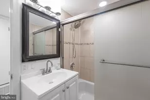 522 Wilson Bridge Dr, Oxon Hill, MD 20745 - Photo 15