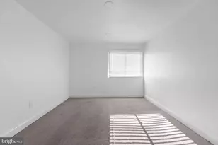 522 Wilson Bridge Dr, Oxon Hill, MD 20745 - Photo 13