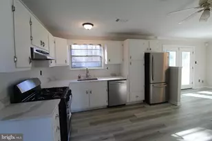 7015 Dower House Rd, Upper Marlboro, MD 20772 - Photo 11