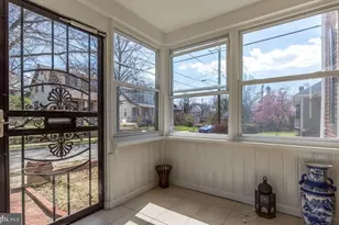 3800 35th St, Mount Rainier, MD 20712 - Photo 13