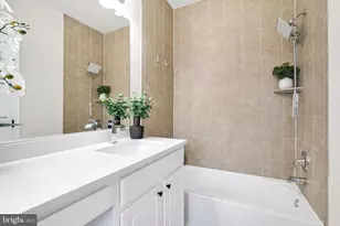 4258 Talmadge Cir, Suitland, MD 20746 - Photo 23