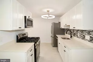 3322 Huntley Sq Dr, Temple Hills, MD 20748 - Photo 15