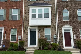 9926 New Pointe Dr, Upper Marlboro, MD 20774 - Photo 1