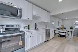 2303 Anvil Ln, Temple Hills, MD 20748 - Photo 11