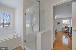 10208 Running Brook Ln, Upper Marlboro, MD 20772 - Photo 17