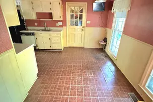 12402 Asbury Dr, Fort Washington, MD 20744 - Photo 5