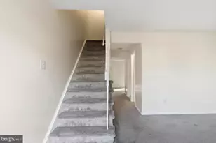 11440 Laurelwalk Dr, Laurel, MD 20708 - Photo 3