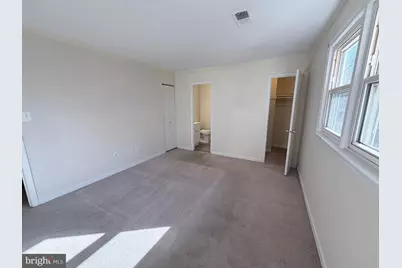 4054 Hanson Oaks Drive, Hyattsville, MD 20784 - Photo 19