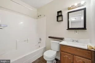 5808 Burgundy St, Capitol Heights, MD 20743 - Photo 7