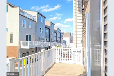 6710 Belcrest Road, Hyattsville, MD 20782 - Photo 9